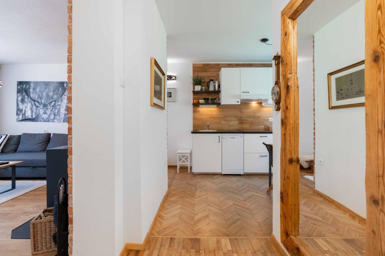 Apartma Pecek クランスカゴーラ エクステリア 写真