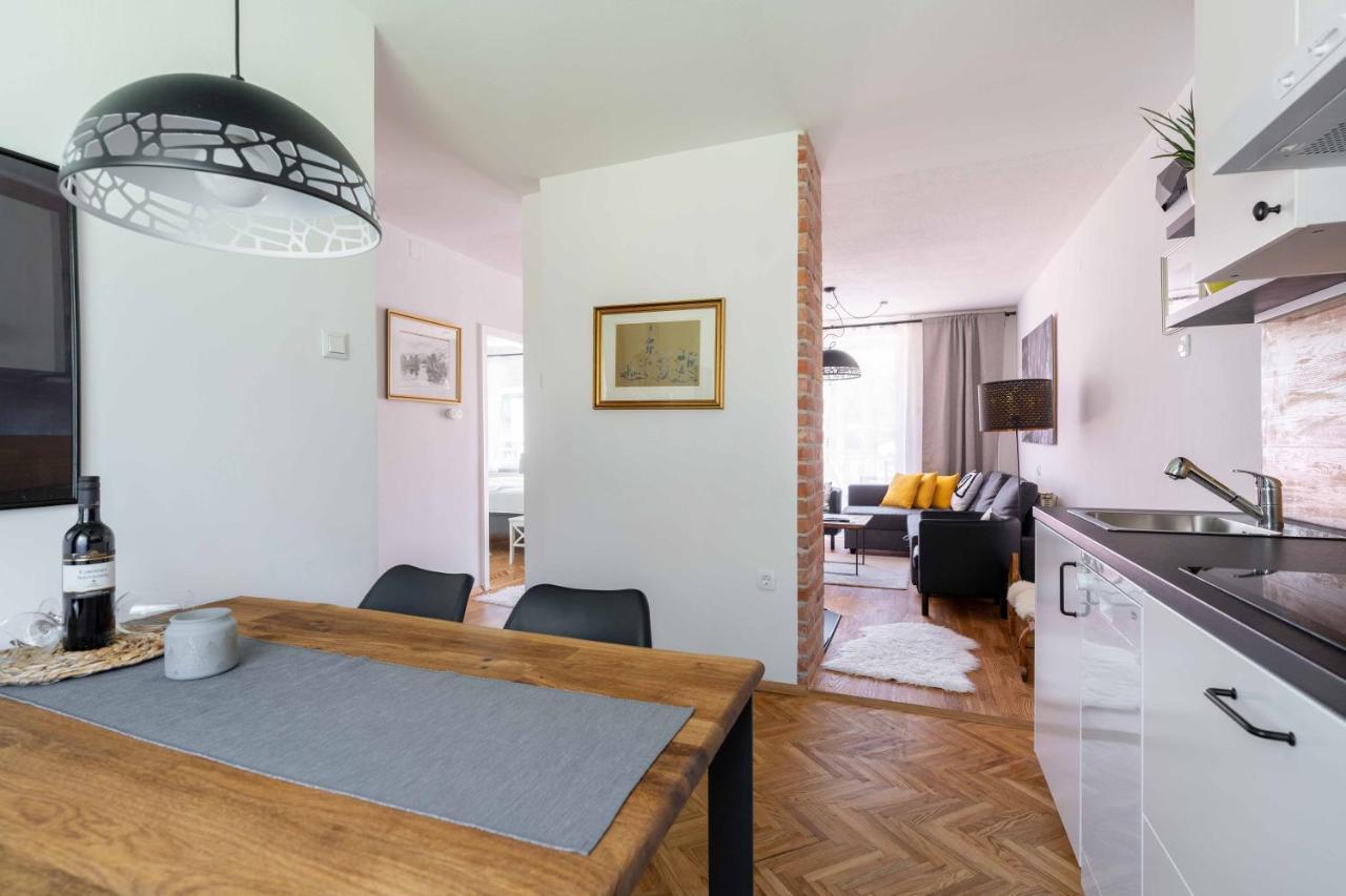 Apartma Pecek クランスカゴーラ エクステリア 写真