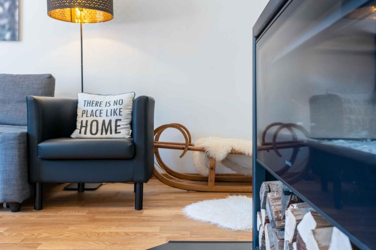 Apartma Pecek クランスカゴーラ エクステリア 写真