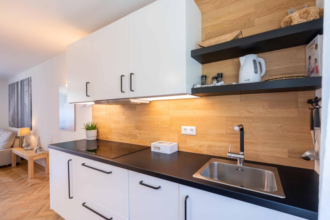 Apartma Pecek クランスカゴーラ エクステリア 写真