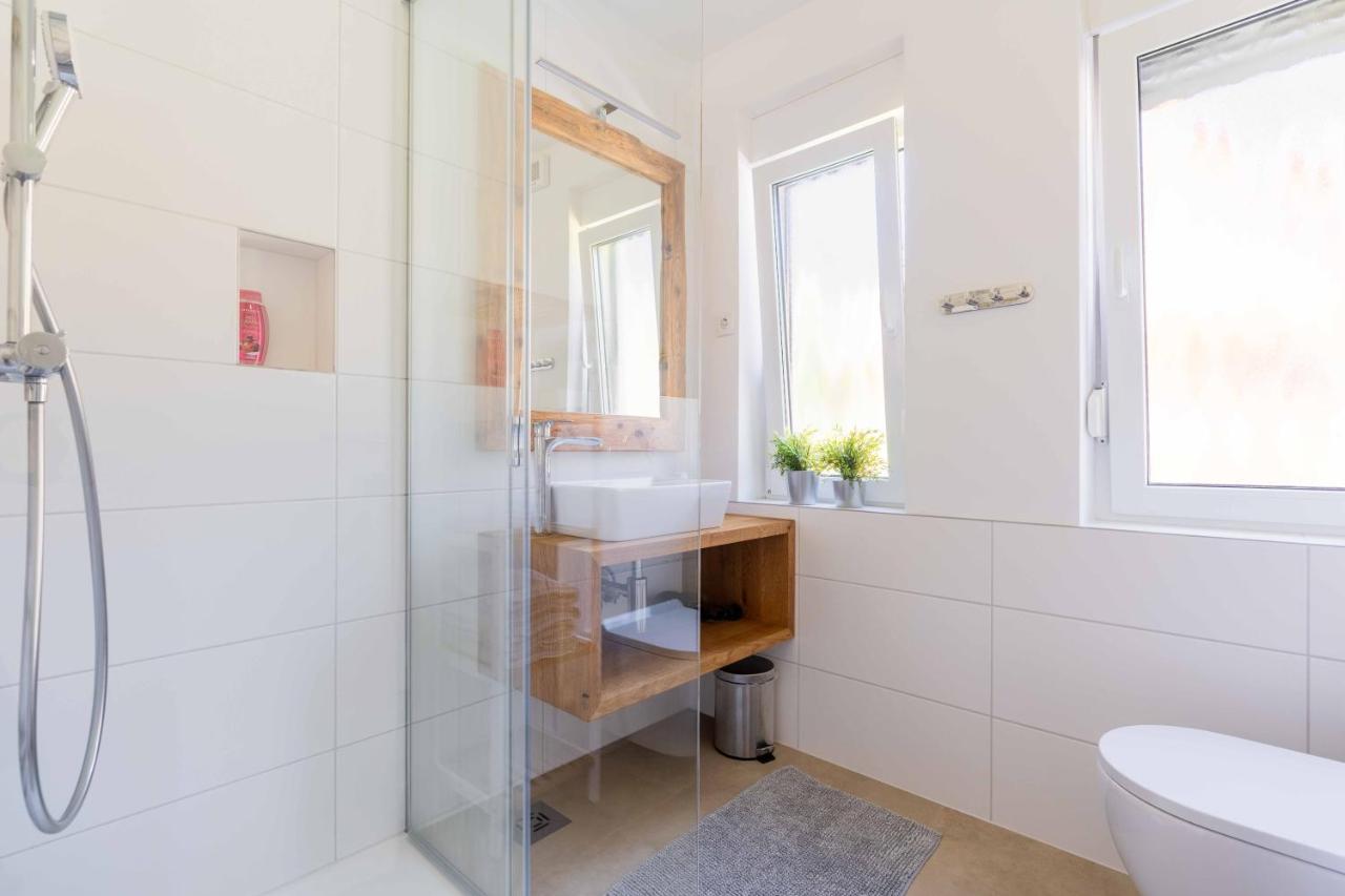Apartma Pecek クランスカゴーラ エクステリア 写真