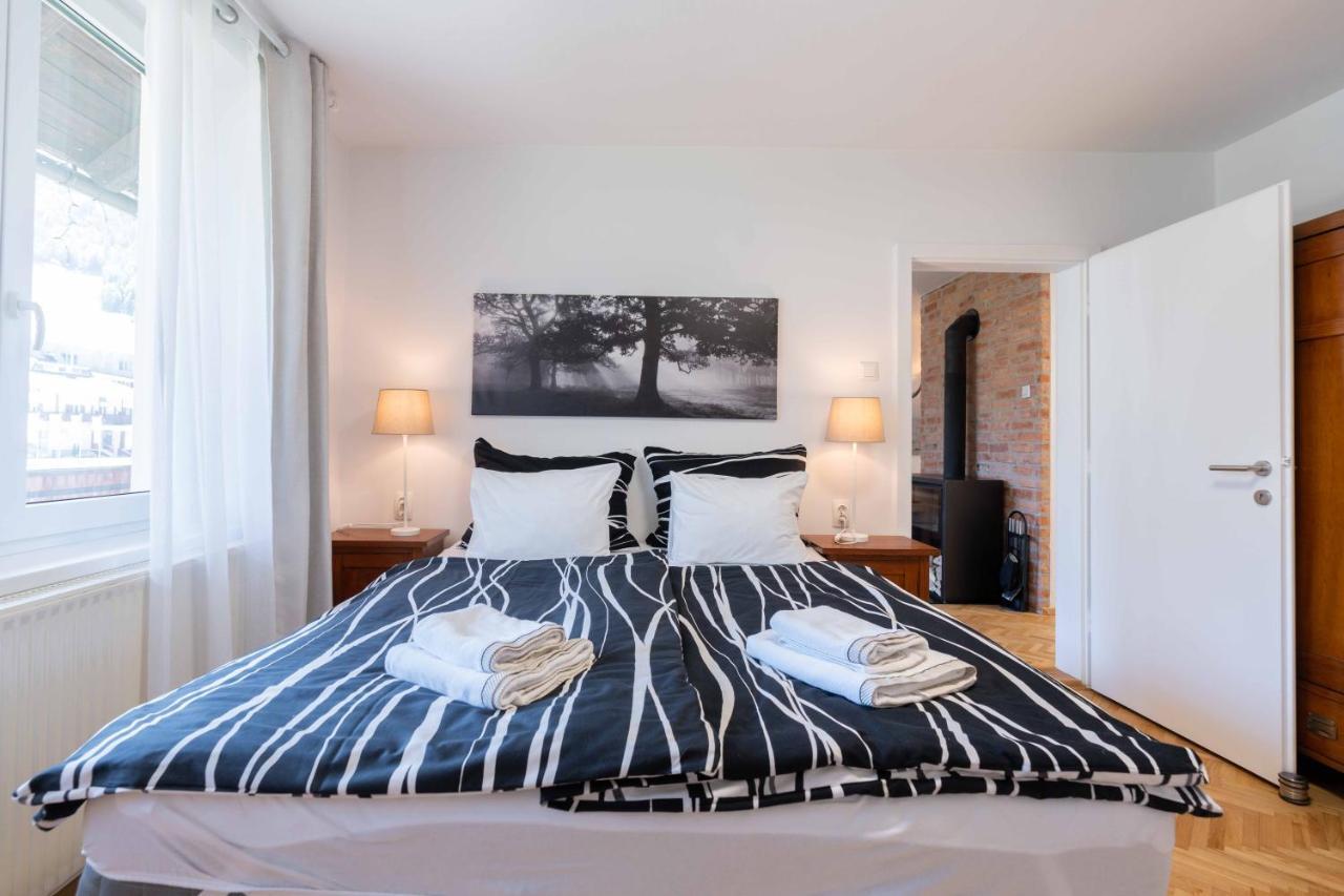 Apartma Pecek クランスカゴーラ エクステリア 写真