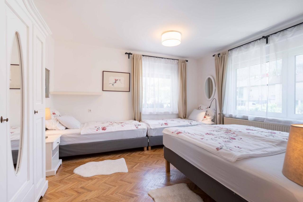 Apartma Pecek クランスカゴーラ エクステリア 写真