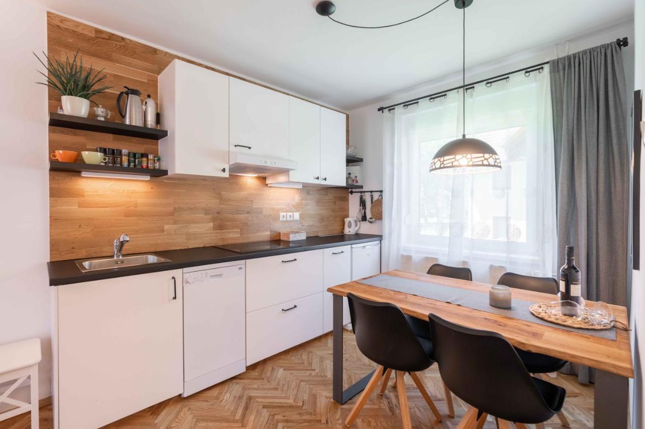 Apartma Pecek クランスカゴーラ エクステリア 写真