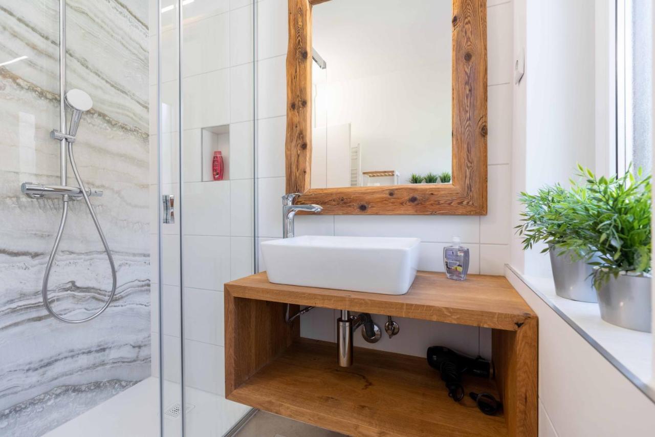 Apartma Pecek クランスカゴーラ エクステリア 写真